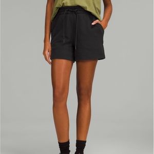 Lululemon Loungeful High Rise Short 4in